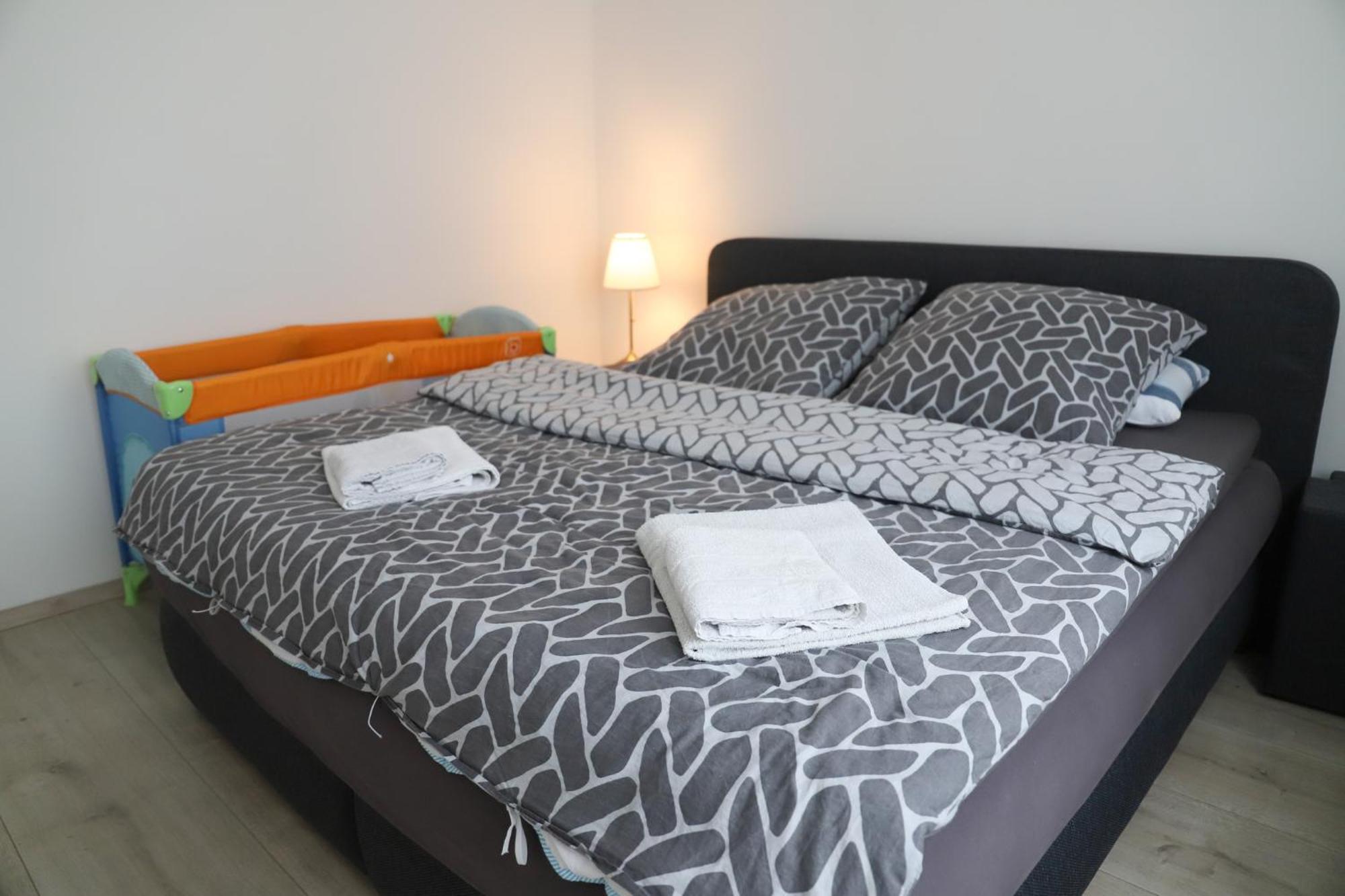 Gemuetliches Familienhaus - Fuehlt Euch Wohl Apartment Oldenburg